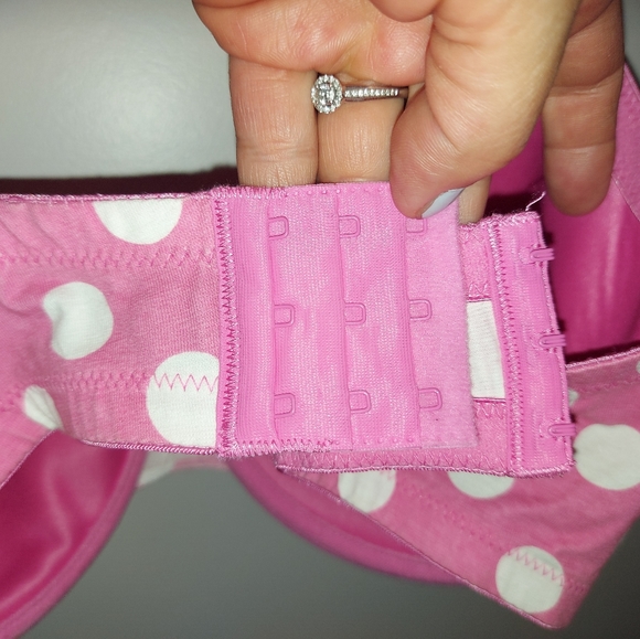 Pink bra - Picture 4 of 6